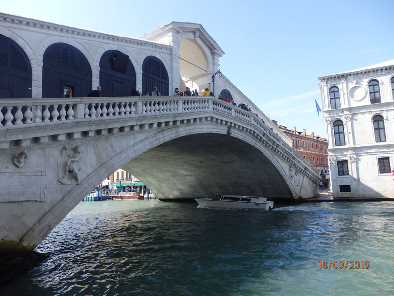 Rialto Bridge Photo by Tom Keating October 8, 2019