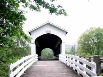 Currin Bridge [37-20-23] Photo by Carol Harma June 2003