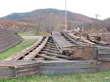 Smith CB trusses Photo by David Guay October 2001